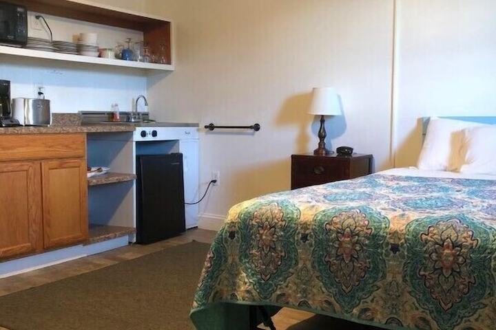 Room 75 of 96