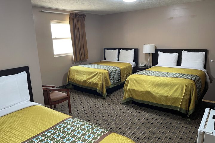 Room 15 of 46