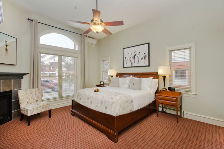 Room 15 of 51