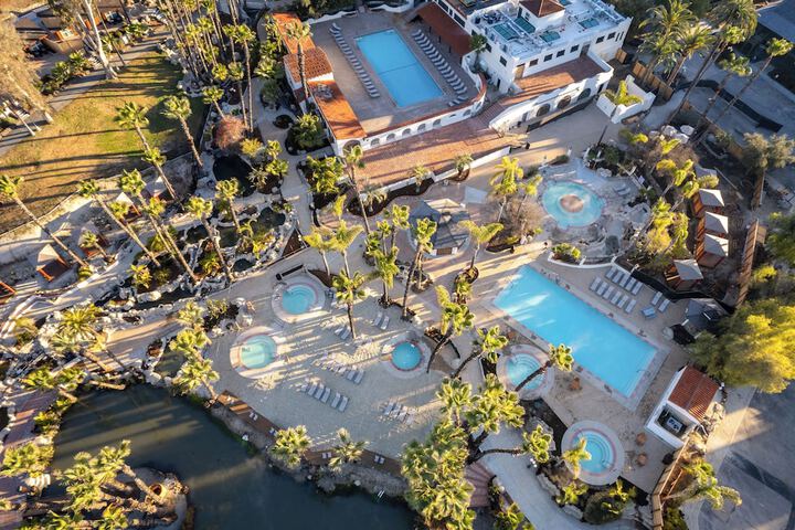 Pool 4 of 76