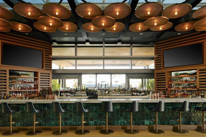 Signia by Hilton Diplomat Beach Resort