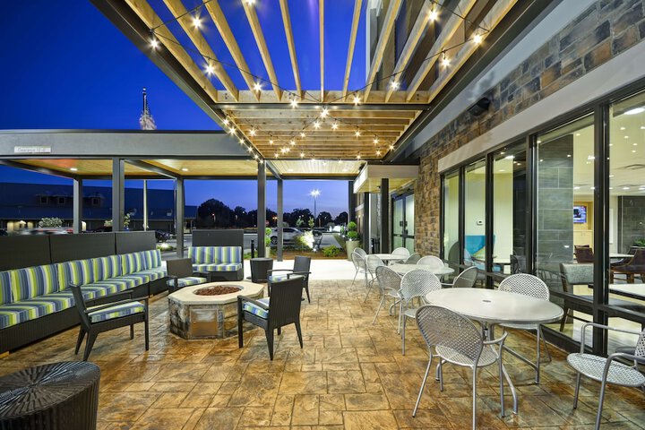 Home2 Suites by Hilton Decatur Ingalls Harbor