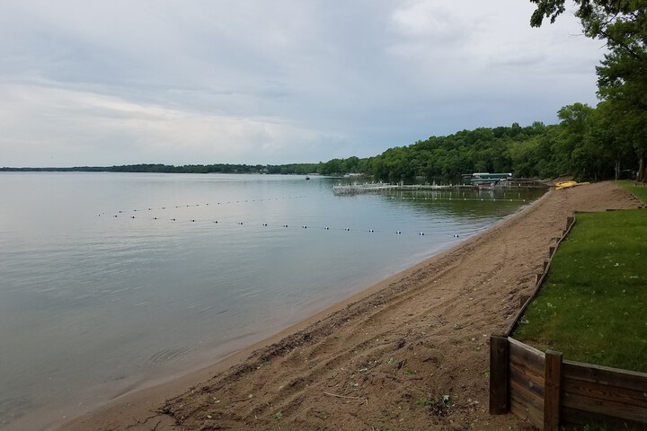 Viking Bay Resort & Lodge
