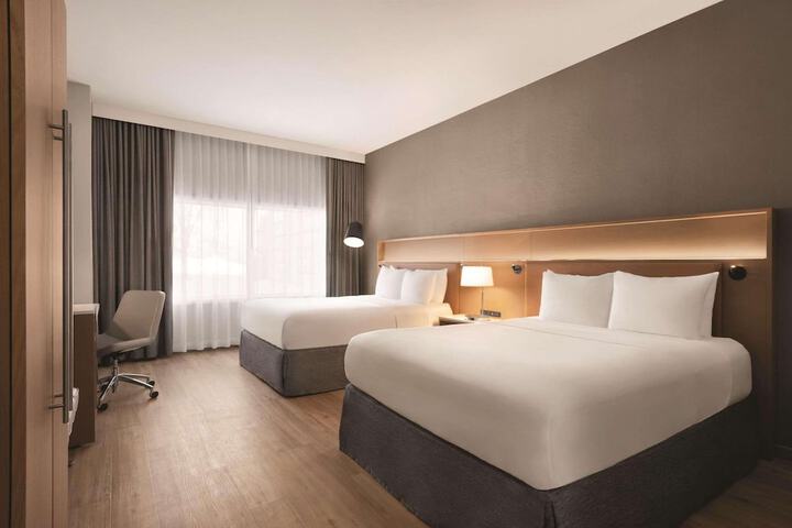 Oneida Casino Hotel