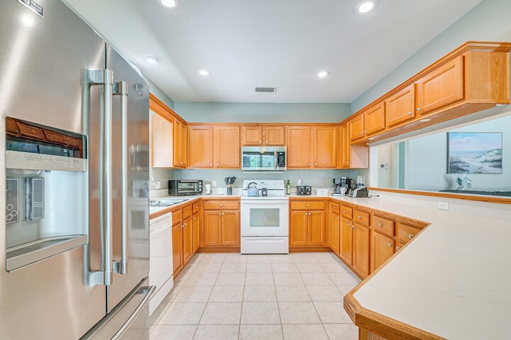 4 Mi to Rainbow Springs: Dunnellon Home w / Pool!
