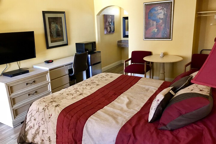 Town & Country Motel