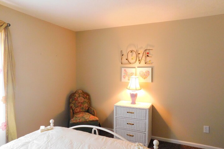 Evonnes Sharing House