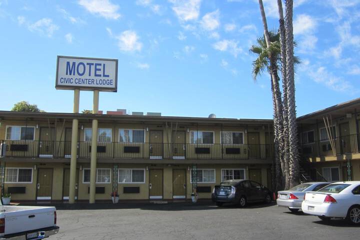 Hotel 6 of 49
