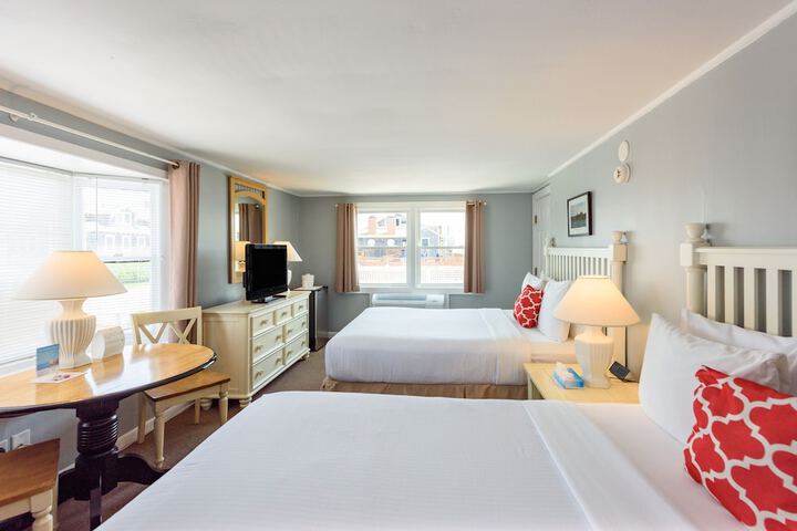 Room 38 of 104