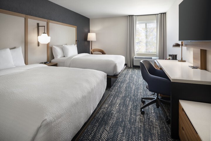 Fairfield by Marriott Inn & Suites Fresno River Park