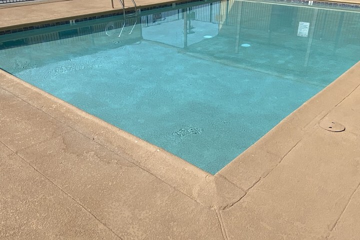 Pool 7 of 24