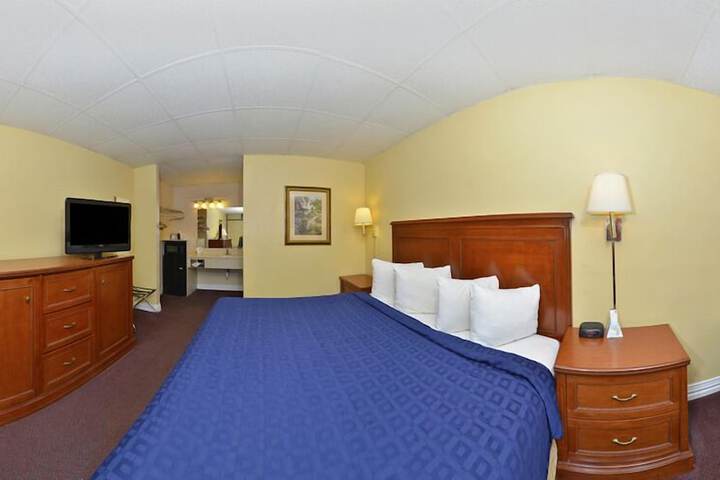 Americas Best Value Inn Hillsboro