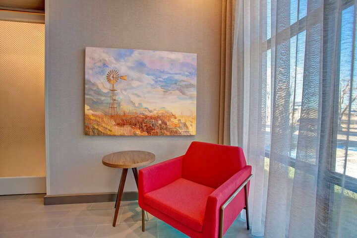 Hotel Interior 11 of 40