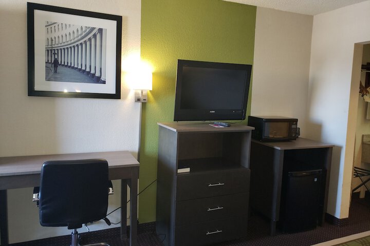 Room 25 of 26