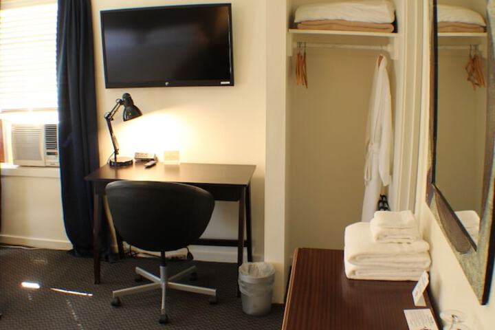 San Anselmo Inn