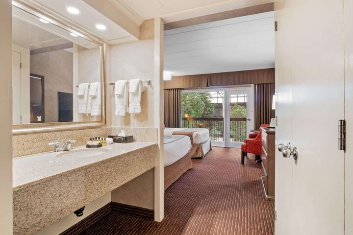 Best Western Plus Cairn Croft Hotel