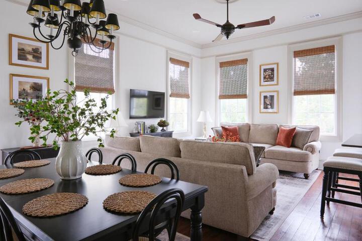 111 Waldburg street Beautifully Renovated Historic 5 bedroom 5 bath