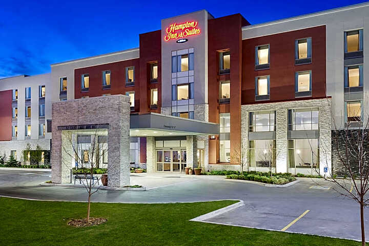 Hampton Inn and Suites Airdrie