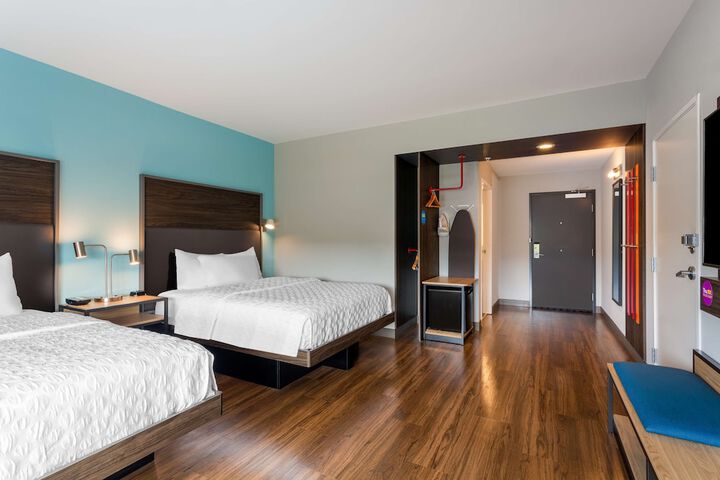 Room 15 of 27