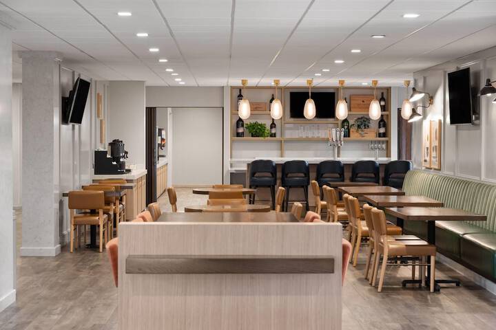 La Quinta Inn & Suites by Wyndham Paso Robles