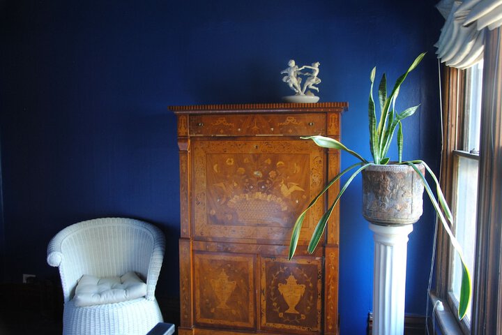 Room 60 of 77
