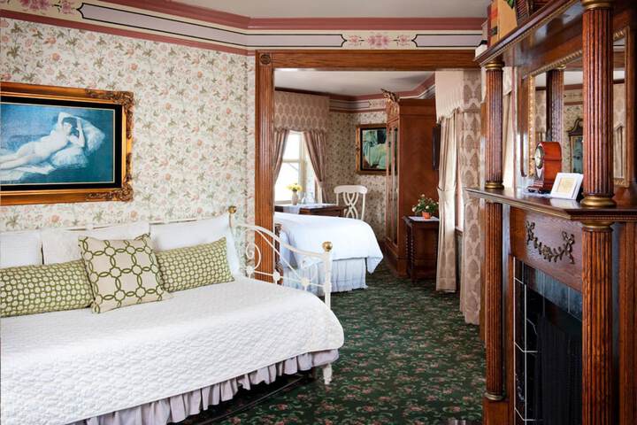 Room 3 of 31