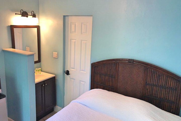 Room 30 of 124
