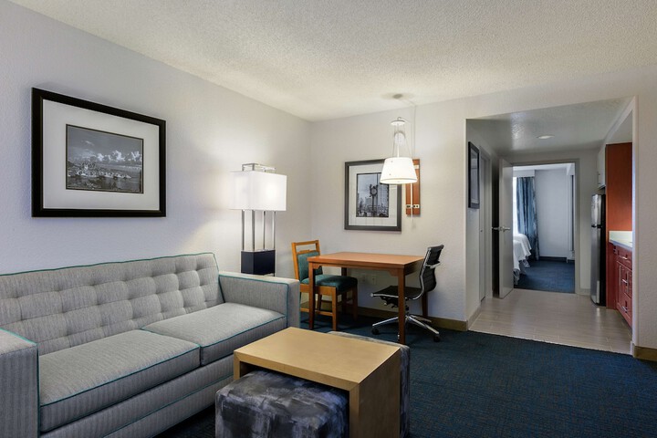 Room 45 of 73