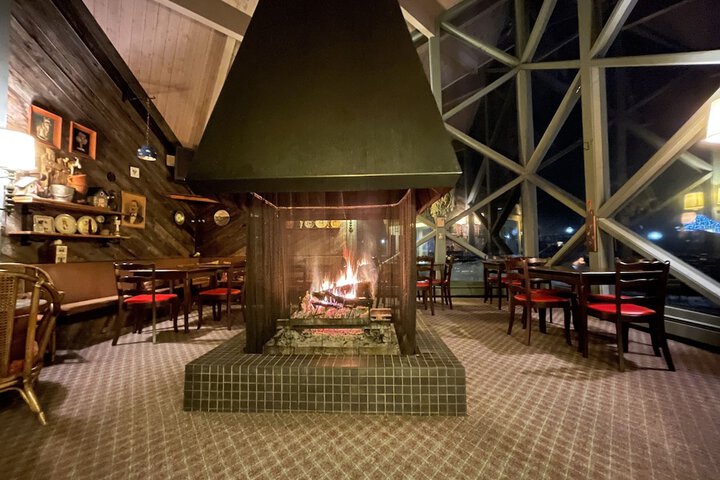 Toll Road Inn