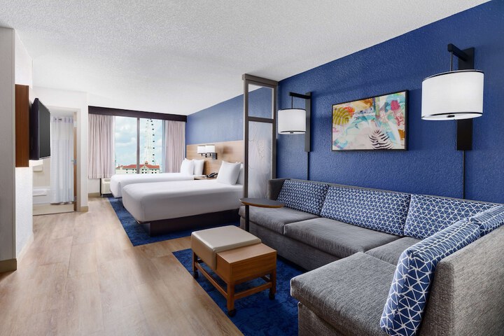 Room 18 of 44