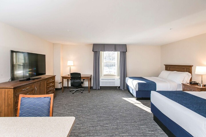 Room 45 of 77