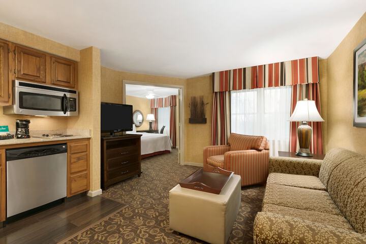 Homewood Suites by Hilton Syracuse / Liverpool