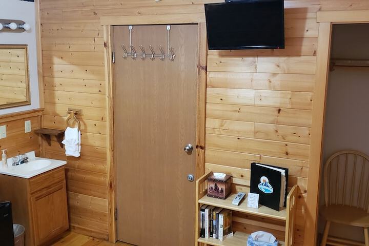 Room 43 of 90