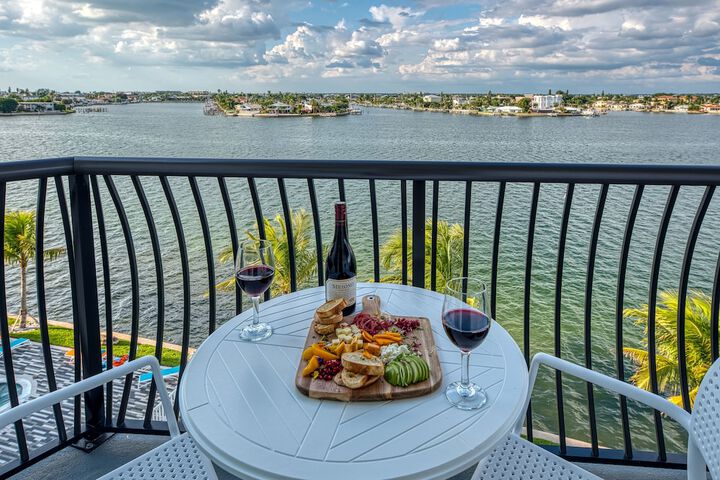 FUSION Resort Waterfront Suites