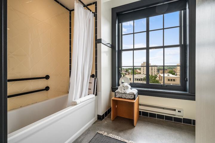 Room 20 of 70