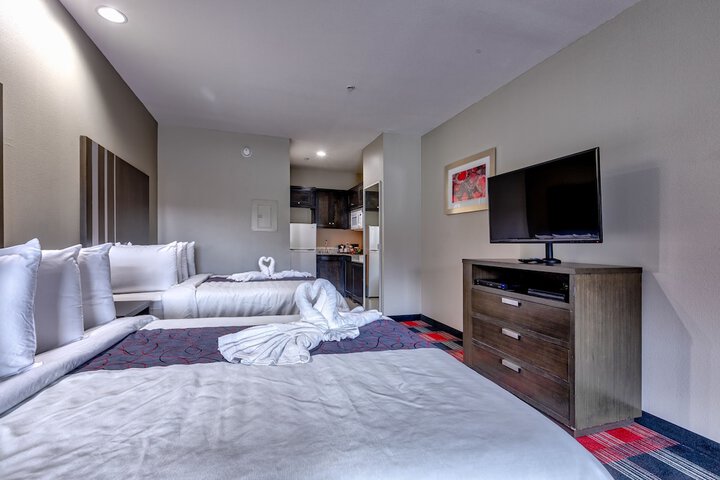 Room 34 of 39