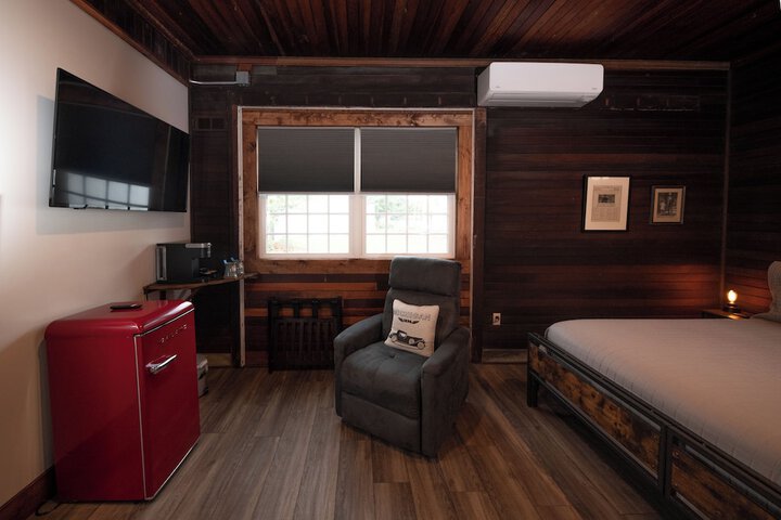 Room 110 of 149
