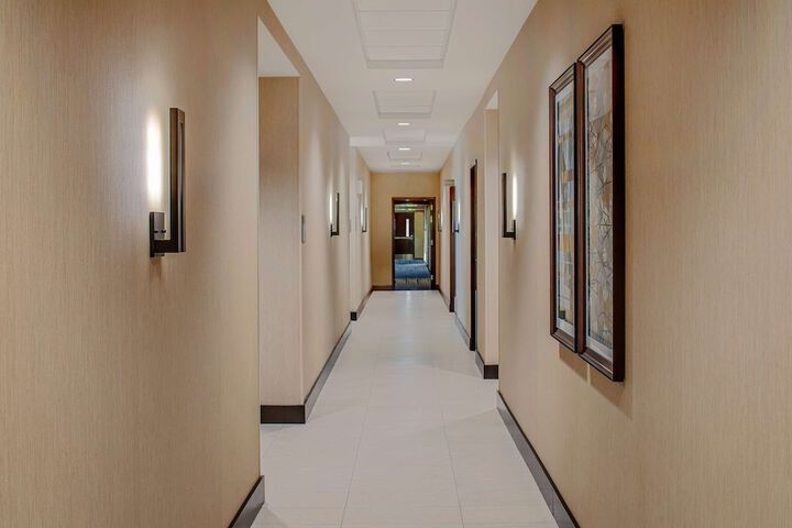 Hyatt Place Glendale / Los Angeles