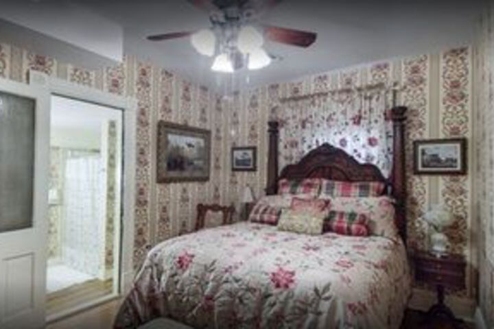 Noble House Inn