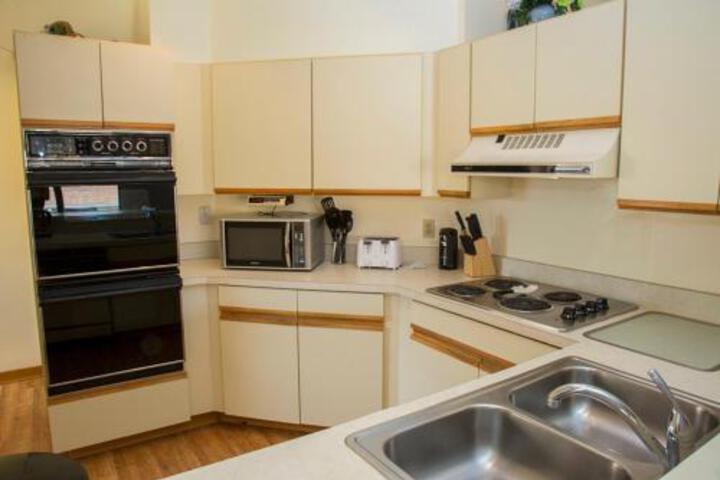 3BR Villa Claremont Holiday Home