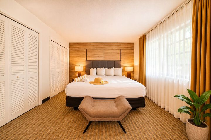Club Lux Resort by the Beach