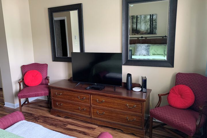 Room 27 of 188