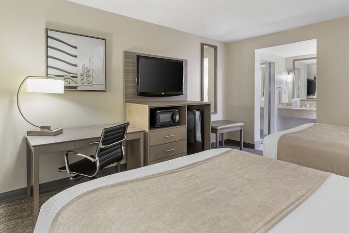 Room 19 of 44