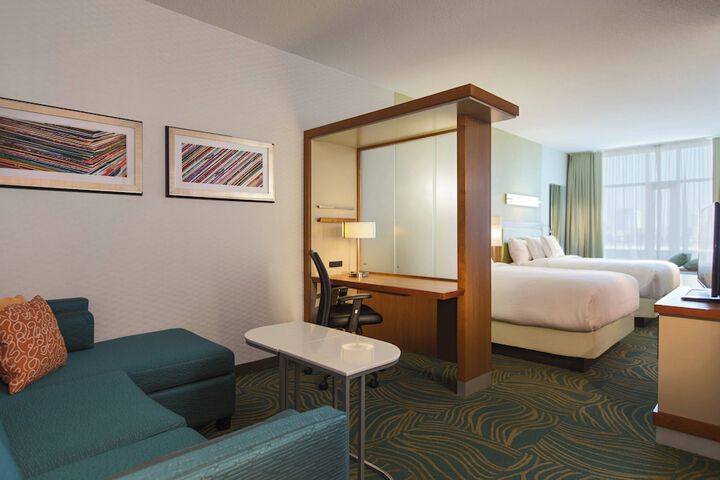 Room 10 of 26