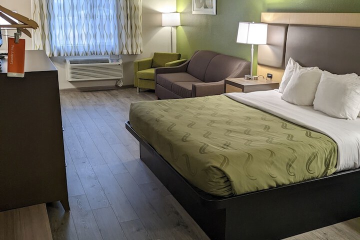 Quality Inn & Suites Delaware South