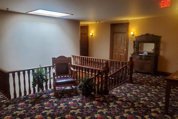 The Historic Bullock Hotel