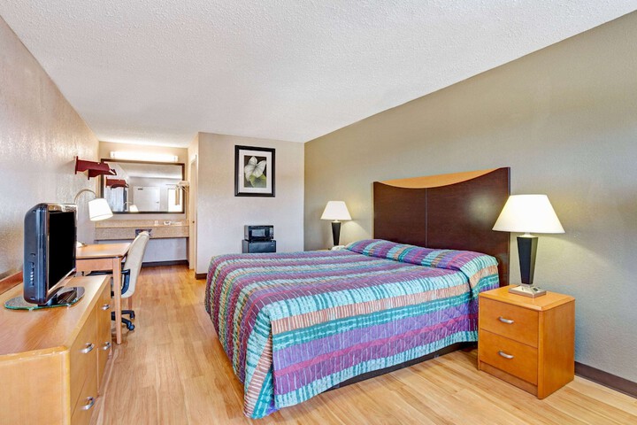Room 21 of 31