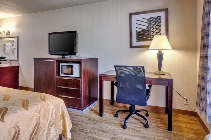 Room 36 of 42