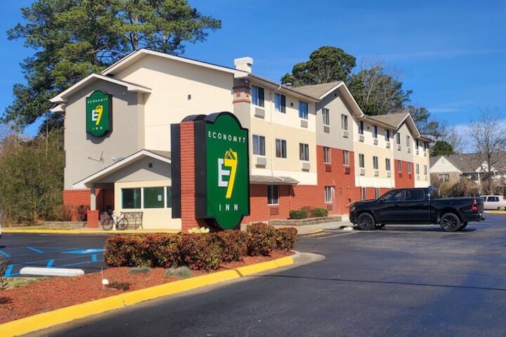 Hotel 4 of 34