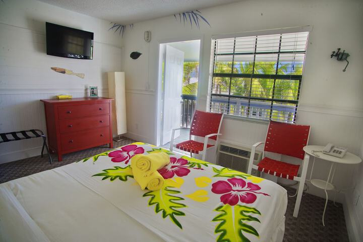 Room 46 of 111